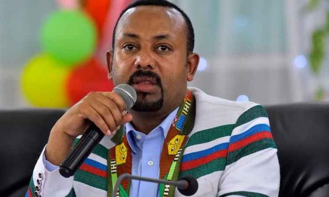Abiy Ahmed recebe o prêmio ''por seus esforços para alcançar a paz e pela cooperação internacional''(foto: AFP / MICHAEL TEWELDE) Abiy Ahmed recebe o prêmio ''por seus esforços para alcançar a paz e pela cooperação internacional''(foto: AFP / MICHAEL TEWELDE)