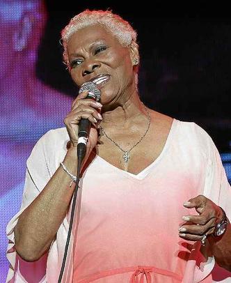 Dionne Warwick cantará clássicos como I say a little prayer(foto: Gilbert Bellamy/Reuters) Dionne Warwick cantará clássicos como I say a little prayer(foto: Gilbert Bellamy/Reuters)