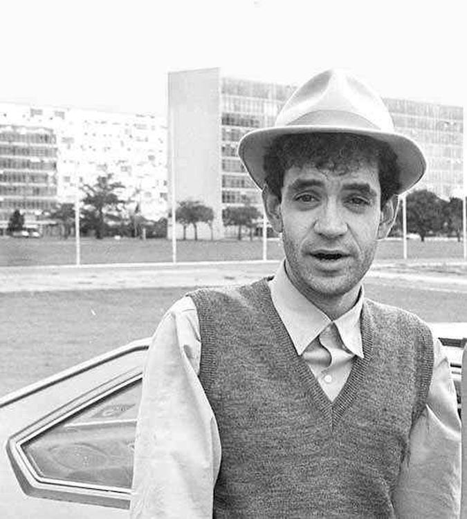 Renato Russo, no início da década de 1980(foto: Zé Renato Martins/Divulgação) Renato Russo, no início da década de 1980(foto: Zé Renato Martins/Divulgação)