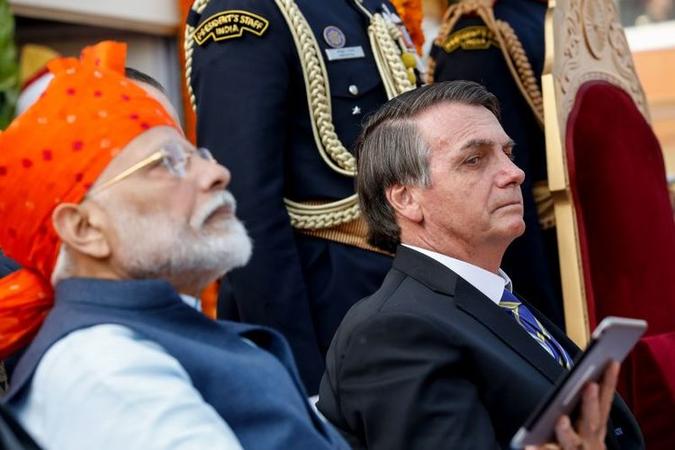 Jair Bolsonaro ao lado do presidente indiano Narendra Modi, em Nova Dheli. O brasileiro chega e será recebido por Hamilton Mourão (foto: Alan Santos/PR) Jair Bolsonaro ao lado do presidente indiano Narendra Modi, em Nova Dheli. O brasileiro chega e será recebido por Hamilton Mourão (foto: Alan Santos/PR)