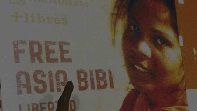 Asia Bibi foi presa em 2009 e em 2014 interpôs um recurso à sua sentença à morte no Supremo Tribunal(foto: AFP/Getty Images) Asia Bibi foi presa em 2009 e em 2014 interpôs um recurso à sua sentença à morte no Supremo Tribunal(foto: AFP/Getty Images)