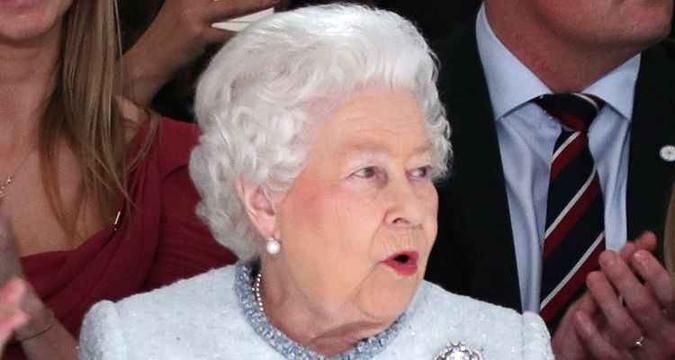 Essa não foi a primeira vez que atentaram contra a vida da rainha(foto: Yui Mok / Pool / AFP) Essa não foi a primeira vez que atentaram contra a vida da rainha(foto: Yui Mok / Pool / AFP)