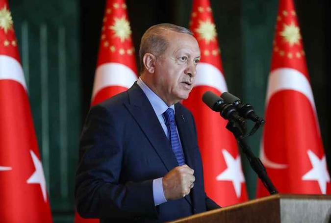 Erdogan acusa os Estados Unidos de tentar esfaquear a Turquia Erdogan acusa os Estados Unidos de tentar esfaquear a Turquia