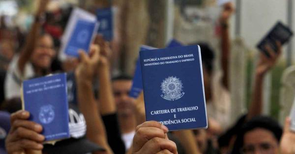 960 mil pessoas recorrem ao seguro-desemprego apenas em maio