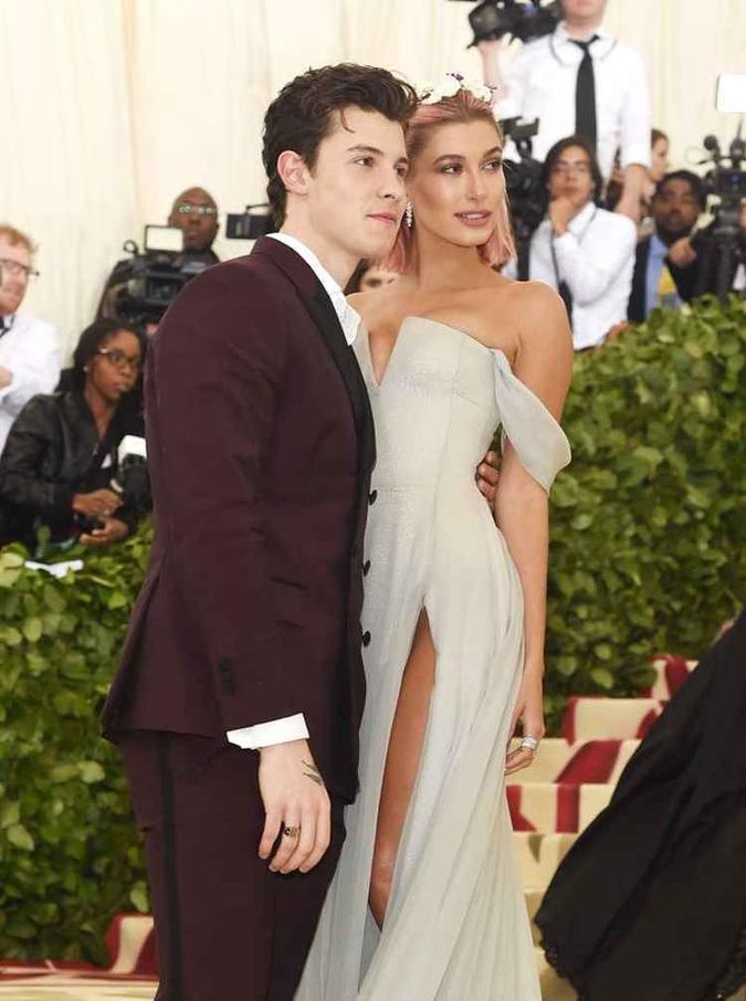 O novo casal optou por usar looks com a assinatura do mesmo designer, Tommy Hilfiger(foto: Getty Images) O novo casal optou por usar looks com a assinatura do mesmo designer, Tommy Hilfiger(foto: Getty Images)