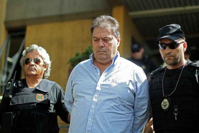 Acusado de favorecer empresários em CPI, Gim foi preso em 2016(foto: AFP / Heuler Andrey) Acusado de favorecer empresários em CPI, Gim foi preso em 2016(foto: AFP / Heuler Andrey)
