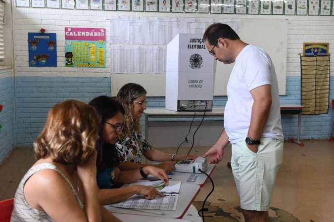 Os brasileiros vão as urnas em 99 países, em 171 locais de votação(foto: Evaristo Sa/AFP) Os brasileiros vão as urnas em 99 países, em 171 locais de votação(foto: Evaristo Sa/AFP)