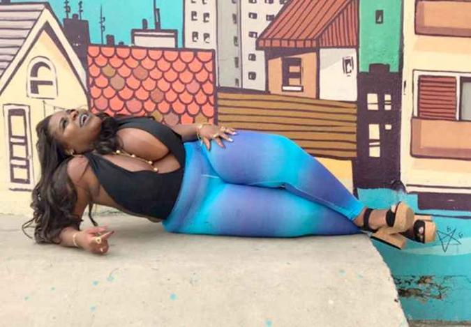 A funkeira conhecida como Jojo Toddynho lançará o vídeo de 'Sentada diferente' às 18h(foto: Instagram/Reprodução) A funkeira conhecida como Jojo Toddynho lançará o vídeo de 'Sentada diferente' às 18h(foto: Instagram/Reprodução)