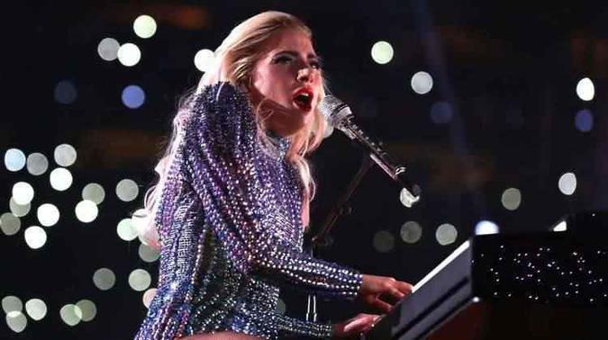 Lady Gaga durante sua apresentação no Super Bowl no início de 2017(foto: AFP) Lady Gaga durante sua apresentação no Super Bowl no início de 2017(foto: AFP)