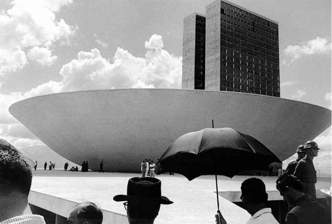 Congresso Nacional ma época da construção, em 1960 (foto: EM/O Cruzeiro/Luiz Carlos Barreto) Congresso Nacional ma época da construção, em 1960 (foto: EM/O Cruzeiro/Luiz Carlos Barreto)