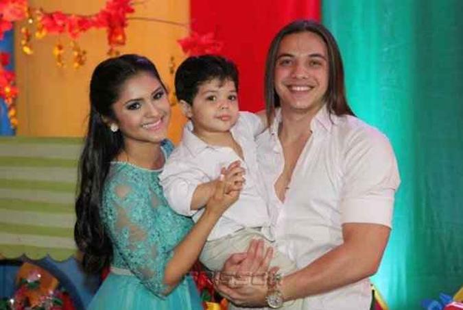 Mileide Mihaile e Wesley Safadão com Yhudy(foto: Instagram/Reprodução) Mileide Mihaile e Wesley Safadão com Yhudy(foto: Instagram/Reprodução)