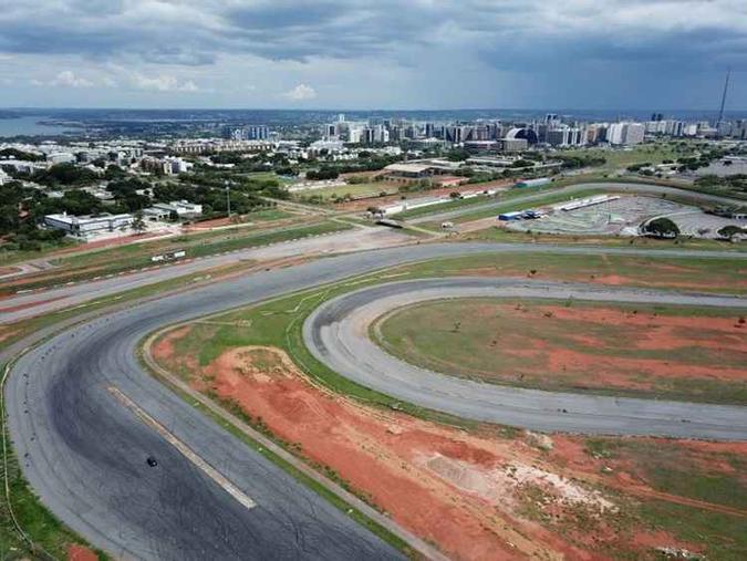 Autódromo de Brasília está fechado desde dezembro de 2014(foto: Breno Fortes/CB/D.A Press) Autódromo de Brasília está fechado desde dezembro de 2014(foto: Breno Fortes/CB/D.A Press)