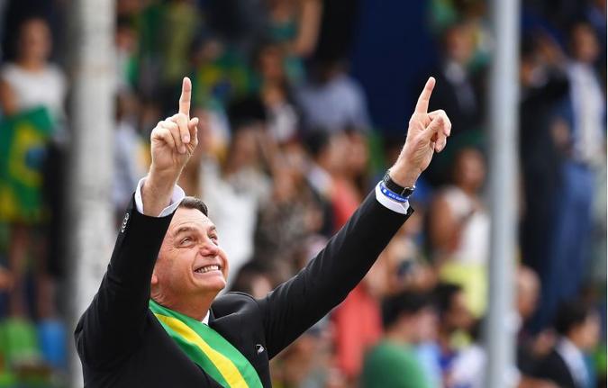 Bolsonaro passa por quarta cirurgia após atentado a faca(foto: Evaristo Sa) Bolsonaro passa por quarta cirurgia após atentado a faca(foto: Evaristo Sa)