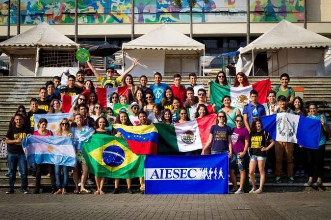 Organização capacita jovens em mais de 120 países(foto: AIESEC - Divulgação/CB/D.A Press) Organização capacita jovens em mais de 120 países(foto: AIESEC - Divulgação/CB/D.A Press)