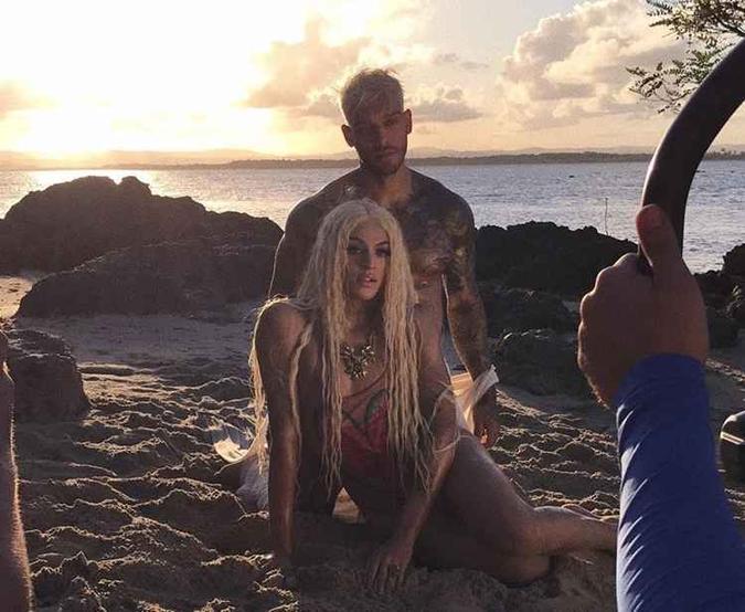 O clipe da música foi gravado na Bahia em novembro do ano passado(foto: Reprodução/Instagram) O clipe da música foi gravado na Bahia em novembro do ano passado(foto: Reprodução/Instagram)