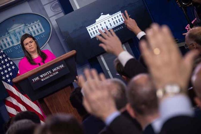 A porta-voz da Casa Branca, Sarah Sanders.(foto: NICHOLAS KAMM / AFP) A porta-voz da Casa Branca, Sarah Sanders.(foto: NICHOLAS KAMM / AFP)