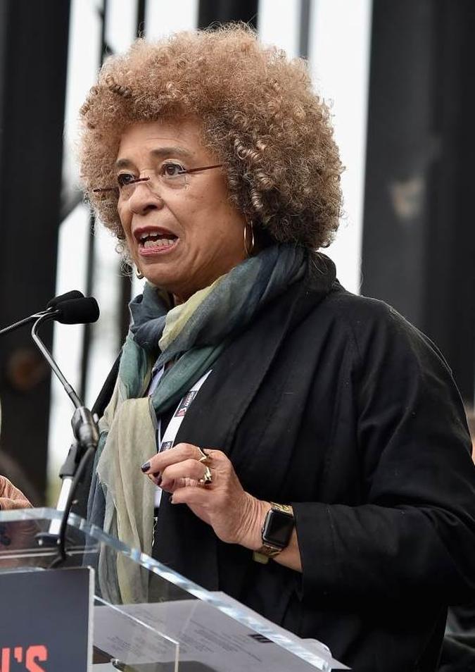 Angela Davis: prisões, torturas e democracia em uma série de entrevistas(foto: Reprodução/ Internet) Angela Davis: prisões, torturas e democracia em uma série de entrevistas(foto: Reprodução/ Internet)