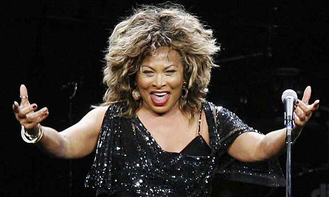 Tina Turner teria dito que seu funeral precisa ser muito maior do que o da Rainha do Soul (foto: GIUSEPPE CACACE/AFP) Tina Turner teria dito que seu funeral precisa ser muito maior do que o da Rainha do Soul (foto: GIUSEPPE CACACE/AFP)