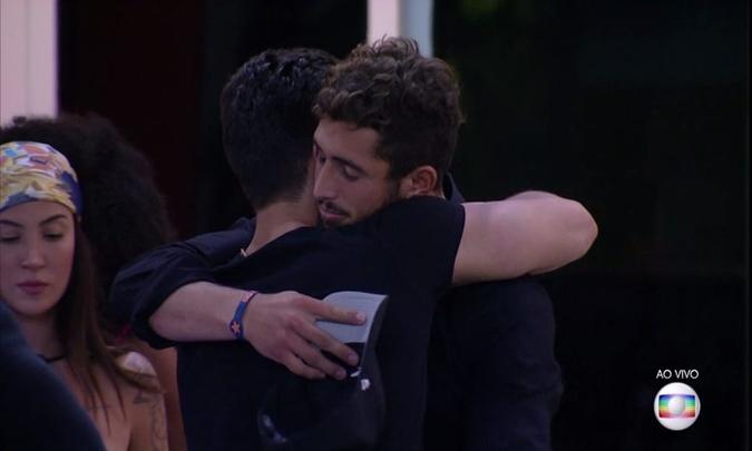 Chumbo se despede da casa(foto: Reprodução/TV Globo) Chumbo se despede da casa(foto: Reprodução/TV Globo)