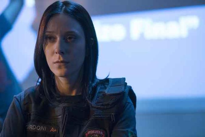 A atriz Carol Abras faz o papel de Verena Cardoni, a aprendiz de Marco Ruffo(foto: Netflix/Divulgação) A atriz Carol Abras faz o papel de Verena Cardoni, a aprendiz de Marco Ruffo(foto: Netflix/Divulgação)
