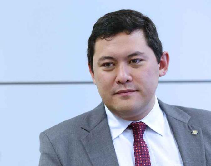 O chefe de gabinete do então ministro do Trabalho Helton Yomura (foto), Júlio de Souza Bernardo, foi solto na madrugada desta terça-feira, 10/7(foto: Edu Andrade/ASCOM/Ministério do Trabalho/reprodução) O chefe de gabinete do então ministro do Trabalho Helton Yomura (foto), Júlio de Souza Bernardo, foi solto na madrugada desta terça-feira, 10/7(foto: Edu Andrade/ASCOM/Ministério do Trabalho/reprodução)
