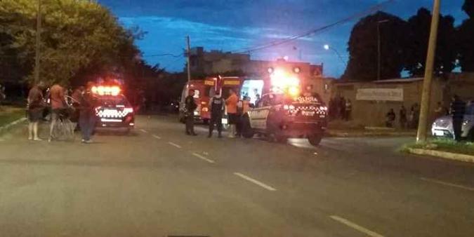 Dois assaltantes tentaram roubar o policial, na Quadra 2 do Setor Sul do Gama (foto: Divulgação/Marcos Pereira ) Dois assaltantes tentaram roubar o policial, na Quadra 2 do Setor Sul do Gama (foto: Divulgação/Marcos Pereira )