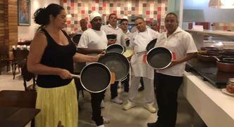 Os funcionários do restaurante de Maire perderam todo o dia de trabalho por conta da falta de gás(foto: Correio Braziliense) Os funcionários do restaurante de Maire perderam todo o dia de trabalho por conta da falta de gás(foto: Correio Braziliense)
