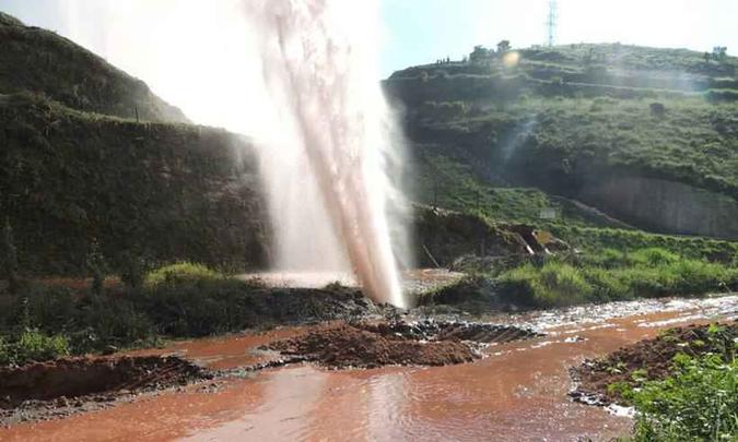 Ibama paralisa operações da Anglo American após novo vazamento