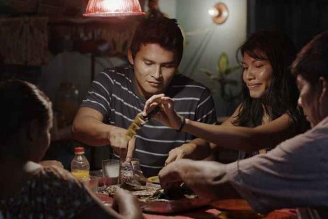 O filme foi o grande premiado com o Troféu Candango em 2019(foto: Vitrine Filmes/Divulgação) O filme foi o grande premiado com o Troféu Candango em 2019(foto: Vitrine Filmes/Divulgação)