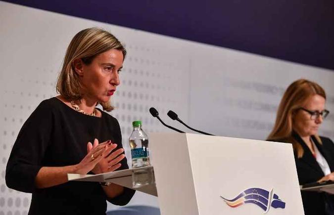 A comissária de Relações Exteriores da União Europeia, Federica Mogherini, afirmou que ela e os ministros do bloco discutiram hoje o estabelecimento de um Grupo de Contato Internacional sobre a Venezuela(foto: Daniel MIHAILESCU / AFP) A comissária de Relações Exteriores da União Europeia, Federica Mogherini, afirmou que ela e os ministros do bloco discutiram hoje o estabelecimento de um Grupo de Contato Internacional sobre a Venezuela(foto: Daniel MIHAILESCU / AFP)