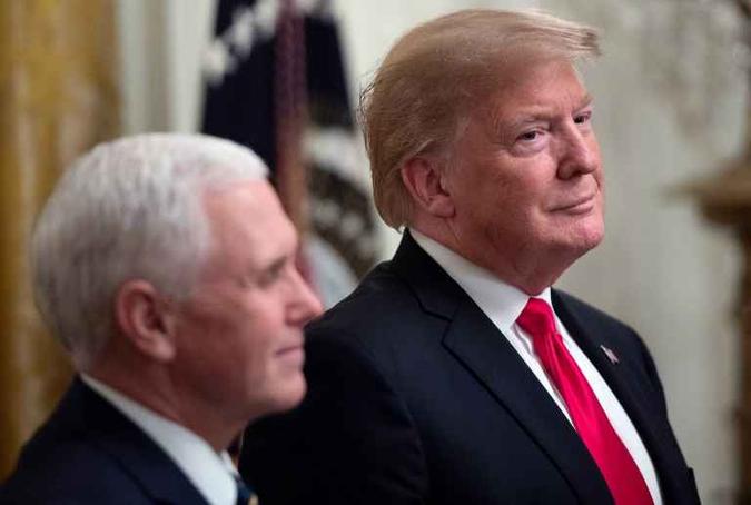 Trump se defendeu na segunda-feira diante dos jornalistas na Casa Branca: Trump se defendeu na segunda-feira diante dos jornalistas na Casa Branca: