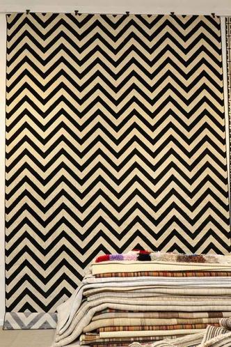Tapete Turco Chevron, na Galeria Persa De R$ 5.250 por R$ 3.500 Até 26/2(foto: GaleriaPersa/Divulgacao) Tapete Turco Chevron, na Galeria Persa De R$ 5.250 por R$ 3.500 Até 26/2(foto: GaleriaPersa/Divulgacao)