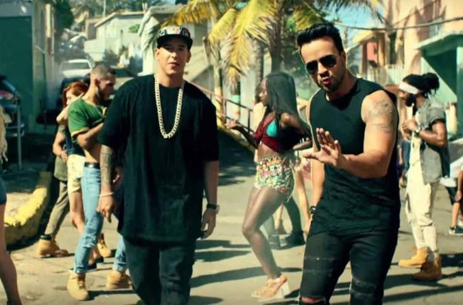Daddy Yankee e Luis Fonsi são responsáveis pelo principal hit do anoReprodução/Internet Daddy Yankee e Luis Fonsi são responsáveis pelo principal hit do anoReprodução/Internet