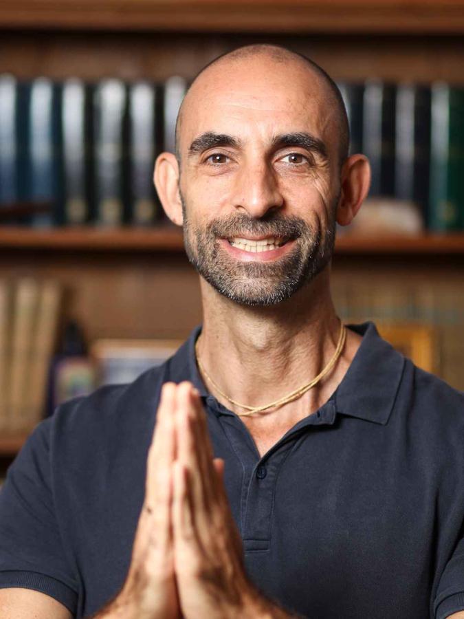 Gustavo Dauster, também conhecido pelo seu nome espiritual Giridhari Das, percebeu que uma comunidade de apoio pode ser essencial nos momentos de transformação(foto: SanghApp/Divulgação) Gustavo Dauster, também conhecido pelo seu nome espiritual Giridhari Das, percebeu que uma comunidade de apoio pode ser essencial nos momentos de transformação(foto: SanghApp/Divulgação)