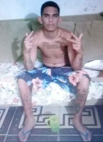 Polícia pede que, quem tiver informações sobre o suspeito, denuncie por meio do 197(foto: Divulgação/ PCDF) Polícia pede que, quem tiver informações sobre o suspeito, denuncie por meio do 197(foto: Divulgação/ PCDF)