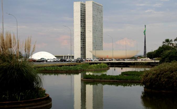 Os deputados e senadores do Distrito Federal que abrirão mão do auxílio-moradia disseram que vão doar os recursos a instituições de caridade (foto: Barbara Cabral/Esp. CB/D.A Press - 6/10/18 ) Os deputados e senadores do Distrito Federal que abrirão mão do auxílio-moradia disseram que vão doar os recursos a instituições de caridade (foto: Barbara Cabral/Esp. CB/D.A Press - 6/10/18 )