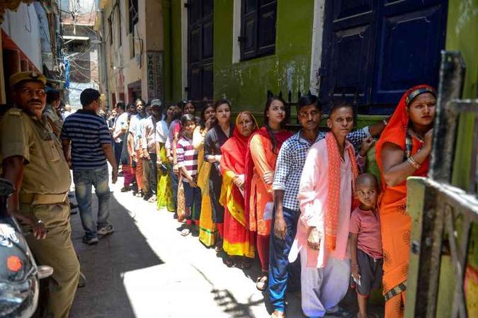 (foto: AFP / SANJAY KANOJIA) (foto: AFP / SANJAY KANOJIA)