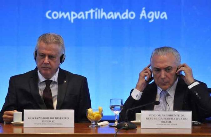 O presidente Michel Temer e o governador Rodrigo Rollemberg, na abertura do Fórum Mundial da Água, durante cerimonia no Palácio do Itamaraty(foto: Minervino Junior/CB/D.A Press) O presidente Michel Temer e o governador Rodrigo Rollemberg, na abertura do Fórum Mundial da Água, durante cerimonia no Palácio do Itamaraty(foto: Minervino Junior/CB/D.A Press)