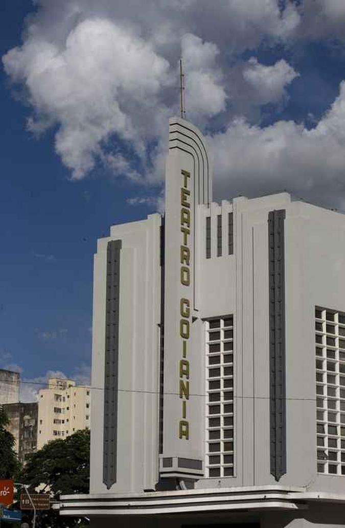 O teatro da cidade, na avenida Tocantins(foto: Turismo de Goiás/Divulgação - 26/5/12) O teatro da cidade, na avenida Tocantins(foto: Turismo de Goiás/Divulgação - 26/5/12)