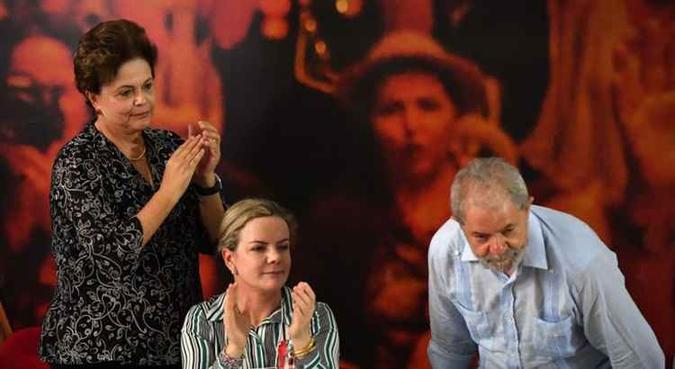 A ideia da legenda é manter a pré-candidatura de Lula(foto: Nelson Almeida/AFP) A ideia da legenda é manter a pré-candidatura de Lula(foto: Nelson Almeida/AFP)