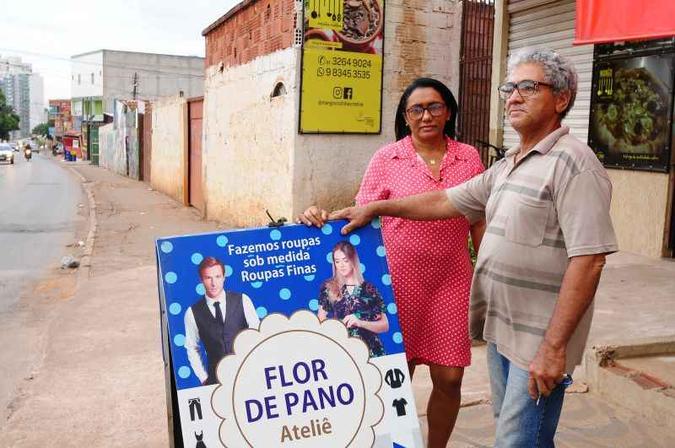 Gilvan e Marineise perderam duas casas em Arniqueira por falta de regularização(foto: Carlos Vieira/CB/D.A Press) Gilvan e Marineise perderam duas casas em Arniqueira por falta de regularização(foto: Carlos Vieira/CB/D.A Press)