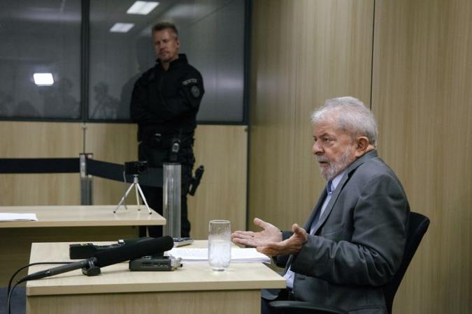 Jorge Chastalo acompanhava Lula até em entrevistas (foto: Isabella Lanave/El País/AFP) Jorge Chastalo acompanhava Lula até em entrevistas (foto: Isabella Lanave/El País/AFP)