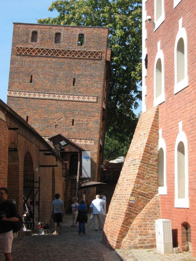 Torre de Torun(foto: Pxfuel/Reproducao) Torre de Torun(foto: Pxfuel/Reproducao)