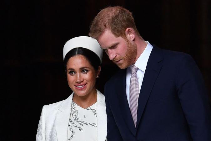 Casal renuncia a seu salário por fazer parte da família real e deverá reembolsar gastos (foto: Ben STANSALL/AFP) Casal renuncia a seu salário por fazer parte da família real e deverá reembolsar gastos (foto: Ben STANSALL/AFP)