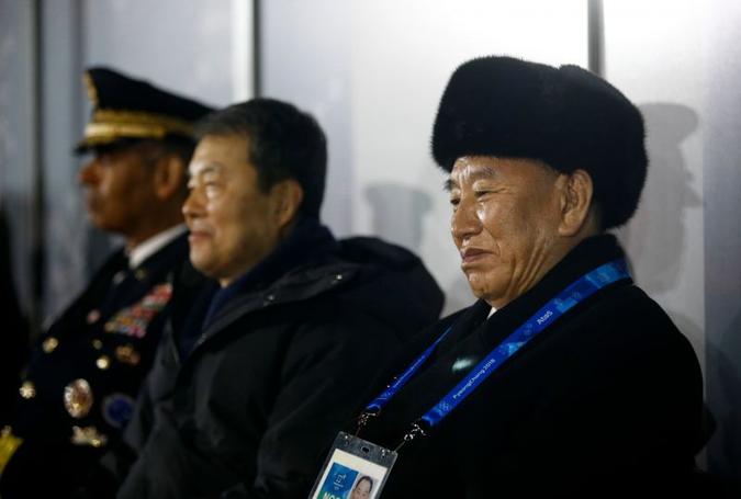 O general norte-coreano Kim Yong-chol (D): mensagem conciliadora nos Jogos de Inverno(foto: AFP) O general norte-coreano Kim Yong-chol (D): mensagem conciliadora nos Jogos de Inverno(foto: AFP)