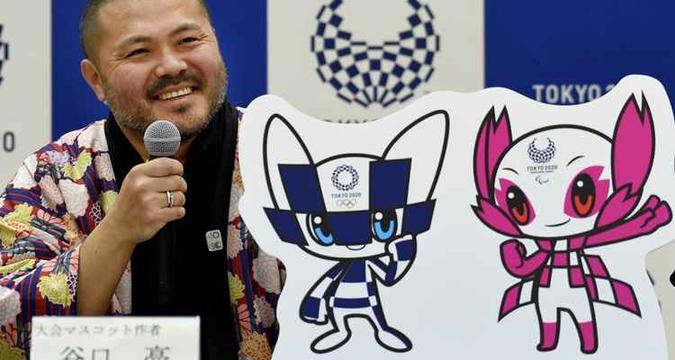 O designer Ryo Taniguchi deu vida aos mascotes futuristas dos Jogos Olímpicos de 2020(foto: Tori Yamanaka/ AFP) O designer Ryo Taniguchi deu vida aos mascotes futuristas dos Jogos Olímpicos de 2020(foto: Tori Yamanaka/ AFP)