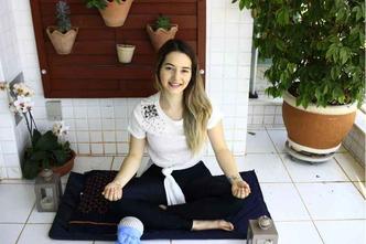 No início, Ingrid França Soares meditava cinco minutos por dia. Hoje chega a 30 minutos No início, Ingrid França Soares meditava cinco minutos por dia. Hoje chega a 30 minutos