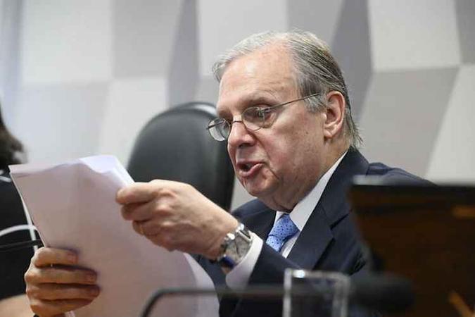 O senador Tasso Jereissati rejeitou 76 emendas(foto: Marcos Oliveira/Agencia Senado) O senador Tasso Jereissati rejeitou 76 emendas(foto: Marcos Oliveira/Agencia Senado)