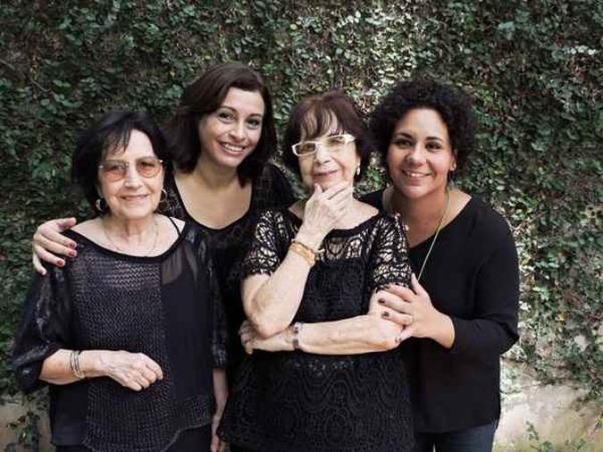 Novo disco do Quarteto em Cy apresenta três faixas inéditas e uma série de releituras de clássicos(foto: Arquivo Pessoal/Divulgação) Novo disco do Quarteto em Cy apresenta três faixas inéditas e uma série de releituras de clássicos(foto: Arquivo Pessoal/Divulgação)