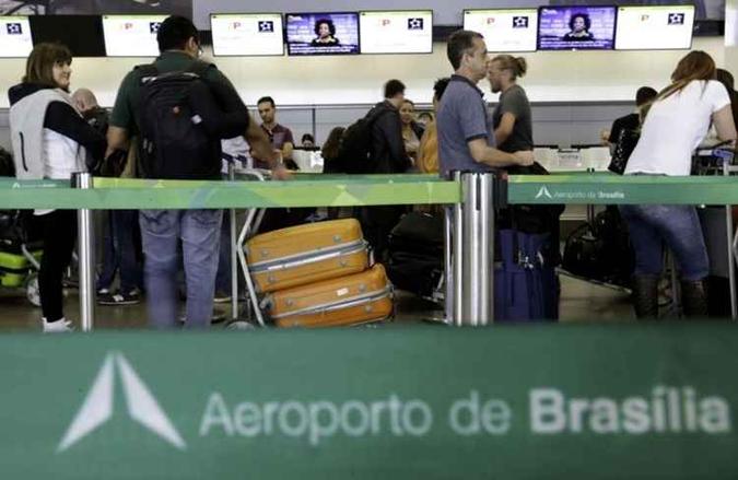 Aeroporto de Brasília foi eleito o segundo melhor aeroporto no último trimestre de 2018(foto: Fabio Rodrigues Pozzebom/Agencia Brasil) Aeroporto de Brasília foi eleito o segundo melhor aeroporto no último trimestre de 2018(foto: Fabio Rodrigues Pozzebom/Agencia Brasil)